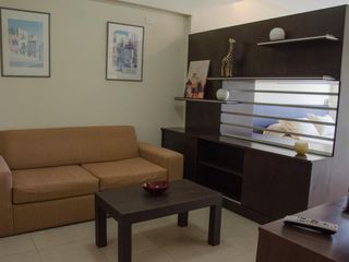 Foto 4 de DEPARTAMENTO AMOBLADO-AMPLIO CON BALCON Y COCHERA