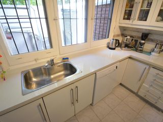 Foto 10 de Casa - Martinez .-Libert al Río. 375m2 cub,  lote 600m2 --- suite en PB