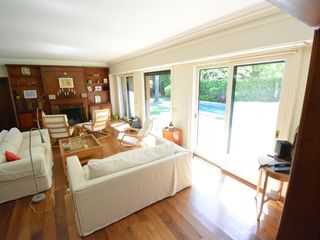 Foto 15 de Casa - Martinez .-Libert al Río. 375m2 cub,  lote 600m2 --- suite en PB