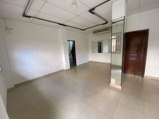 Foto 5 de Casa rentera en Venta en La Chala Callejón 2, Sur de GYE  AdrM