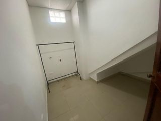 Foto 10 de Casa rentera en Venta en La Chala Callejón 2, Sur de GYE  AdrM