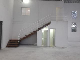Foto 9 de Galpón en ALQUILER 600m2 y 300m2 - Industrial - Sector Calac