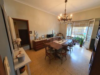 Foto 8 de Departamento en  pimer piso con patio y cochera de 4 ambientes en Temperley Oeste
