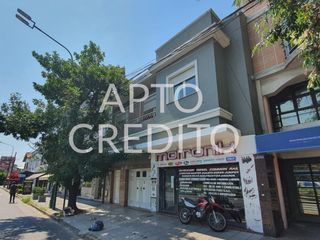 Foto 1 de Departamento en  pimer piso con patio y cochera de 4 ambientes en Temperley Oeste