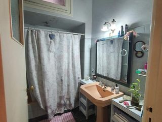 Foto 19 de Departamento en  pimer piso con patio y cochera de 4 ambientes en Temperley Oeste