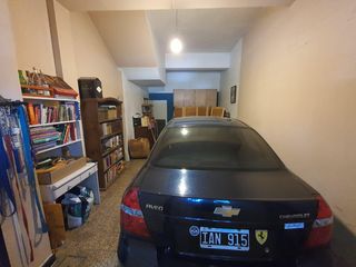 Foto 20 de Departamento en  pimer piso con patio y cochera de 4 ambientes en Temperley Oeste
