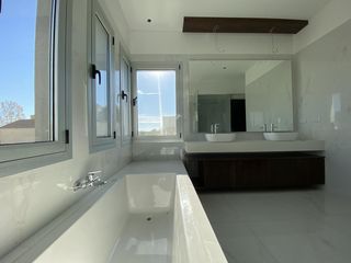 Foto 13 de Casa en venta en barrio San Isidro Labrador, Tigre