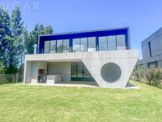Foto 1 de Venta Casa - Barrio Privado Lagoon Pilar / Pilar