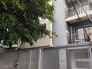 Foto 1 de Departamento - Banfield Este