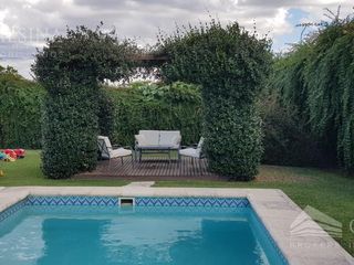 Foto 6 de Casa en venta y alquiler en barrio cerrado San Isidro, Villa Allende