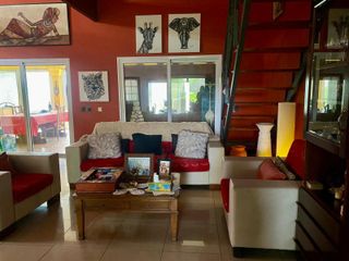 Foto 33 de Casa en venta - 4 Dormitorios 4 Baños - 3.000Mts2 - La Plata