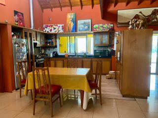 Foto 35 de Casa en venta - 4 Dormitorios 4 Baños - 3.000Mts2 - La Plata