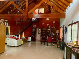 Foto 31 de Casa en venta - 4 Dormitorios 4 Baños - 3.000Mts2 - La Plata