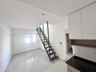 Foto 4 de Impecable PH de 3 Ambientes Reciclado a Nuevo
