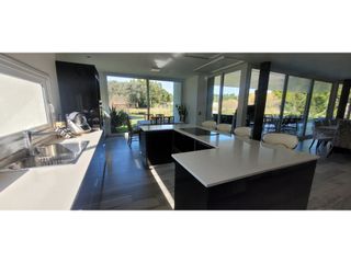 Foto 11 de Moderna Casa Inteligente en Barrio la Herradura- Venta