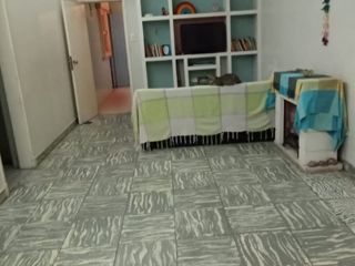 Foto 2 de Casa PH en venta en Bernal Oeste