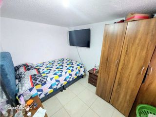 Foto 4 de CASA EN VENTA EN PORTALES DEL NORTE FRENTA A LA CLINICA DE LA.COLINA