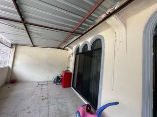 Foto 4 de VENTA CASA RENTERA CDLA. GUAYACANES, NORTE DE GUAYAQUIL (AGE)