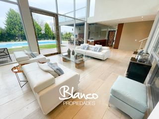 Foto 4 de Casa en Alquiler en Haras Santa Maria, Escobar, G.B.A. Zona Norte, Argentina