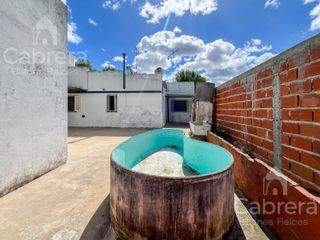 Foto 32 de Casa en Venta de 3 dormitorios patio y cochera, en La Plata