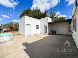 Foto 25 de Casa en Venta de 3 dormitorios patio y cochera, en La Plata