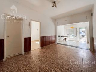 Foto 9 de Casa en Venta de 3 dormitorios patio y cochera, en La Plata