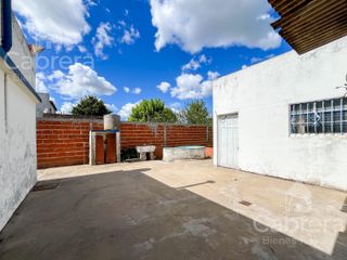 Foto 27 de Casa en Venta de 3 dormitorios patio y cochera, en La Plata
