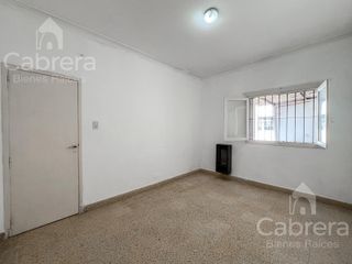 Foto 5 de Casa en Venta de 3 dormitorios patio y cochera, en La Plata