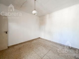 Foto 2 de Casa en Venta de 3 dormitorios patio y cochera, en La Plata