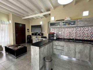 Foto 5 de Casa en venta - 3 Dormitorios 3 Baños - 602Mts2 - Valeria del Mar