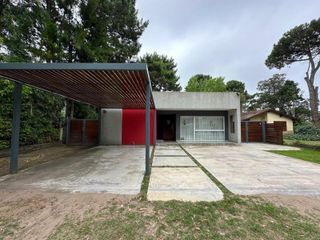 Foto 2 de Casa en venta - 3 Dormitorios 3 Baños - 602Mts2 - Valeria del Mar