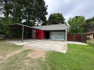 Foto 1 de Casa en venta - 3 Dormitorios 3 Baños - 602Mts2 - Valeria del Mar