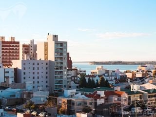Foto 1 de Departamento en Puerto Madryn Amoblado