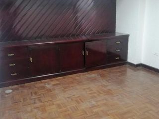 Foto 11 de Se renta edificio administrativo Av. Galo Plaza Lazo