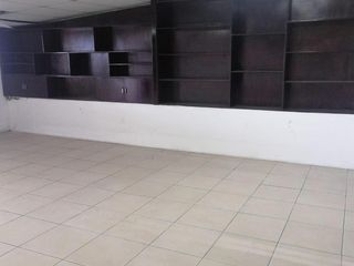 Foto 13 de Se renta edificio administrativo Av. Galo Plaza Lazo