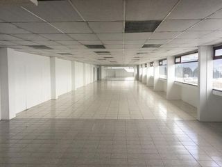 Foto 5 de Se renta edificio administrativo Av. Galo Plaza Lazo
