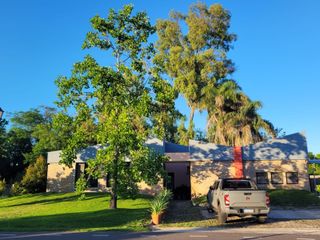 Foto 12 de Newman II, casa venta, moderna, restaurada a nuevo, 8 amb con pileta