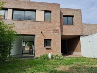 Foto 16 de Duplex en Alquiler en Housing Cruz del Sur, Barrio Inaudi, 3 dormitorios, 2 baños, SUM y pileta