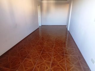 Foto 2 de Departamento 3 ambientes en Alquiler