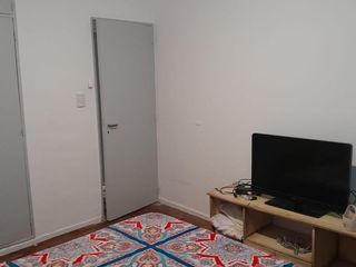 Foto 7 de Departamento en  Alquiler 2 ambientes Monte Castro