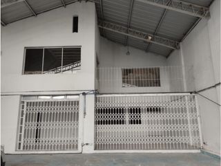 Foto 14 de La Pradera, Local Comercial, 300m2, 3 Ambientes