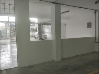 Foto 12 de La Pradera, Local Comercial, 300m2, 3 Ambientes