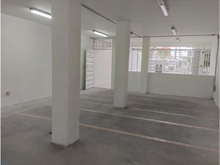 Foto 11 de La Pradera, Local Comercial, 300m2, 3 Ambientes