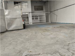 Foto 13 de La Pradera, Local Comercial, 300m2, 3 Ambientes