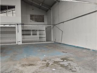 Foto 1 de La Pradera, Local Comercial, 300m2, 3 Ambientes