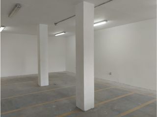 Foto 3 de La Pradera, Local Comercial, 300m2, 3 Ambientes