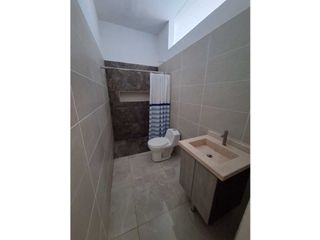 Foto 7 de ARRIENDO CASA ALTOS DEL PEÑON GIRARDOT $ 800.000