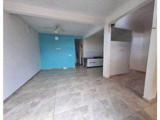 Foto 1 de ARRIENDO CASA ALTOS DEL PEÑON GIRARDOT $ 800.000