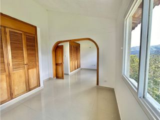 Foto 10 de Casa en arriendo sector Avenida Centenario