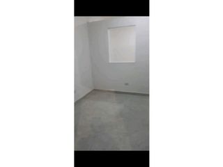 Foto 5 de Se arrienda apartaestudio en villa hermosa